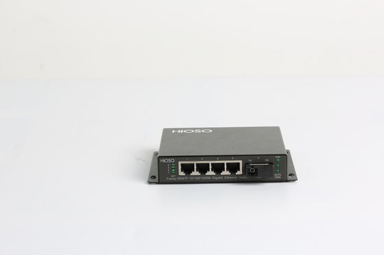4 1000M RJ45 1 1000M Uplink Port 5 Port Switch 1000 Mbps Penyimpanan 1Mbit